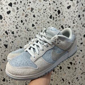 Nike Women’s Low Dunks Size 11.5